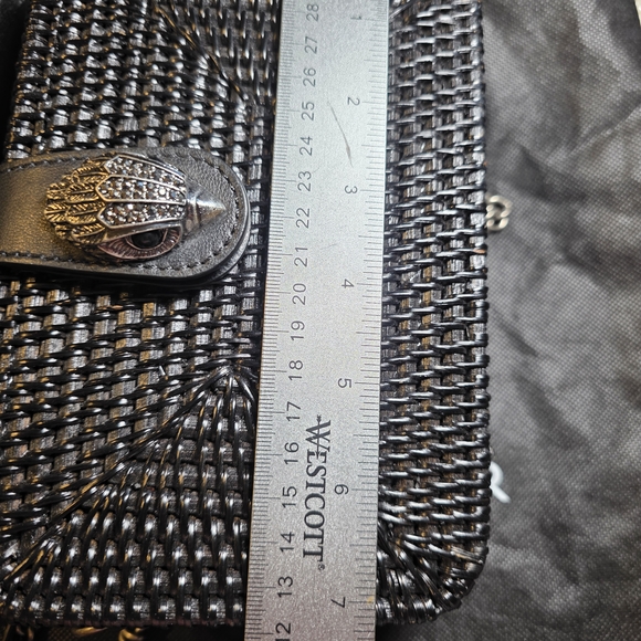 Kurt Geiger London Kensington Black woven Bag With Storage Bag - Picture 12 of 13